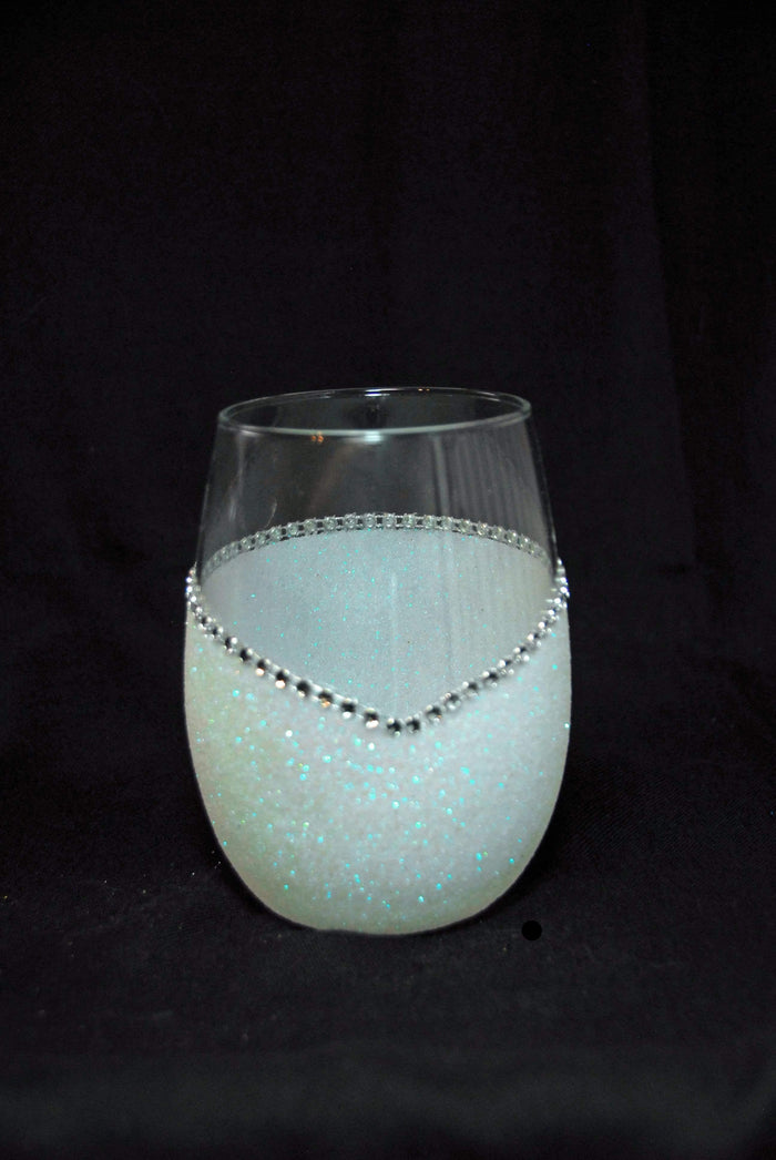 White / Stemless