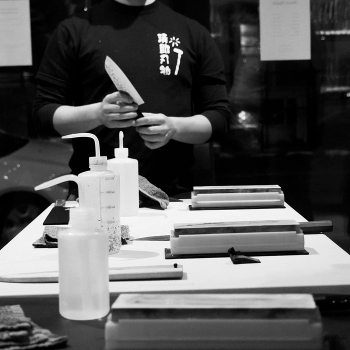 Beginner Knife Sharpening Class - Seisuke Knife