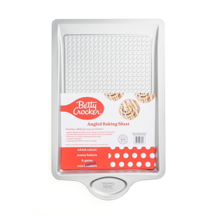 BETTY CROCKER Angled Baking Sheet