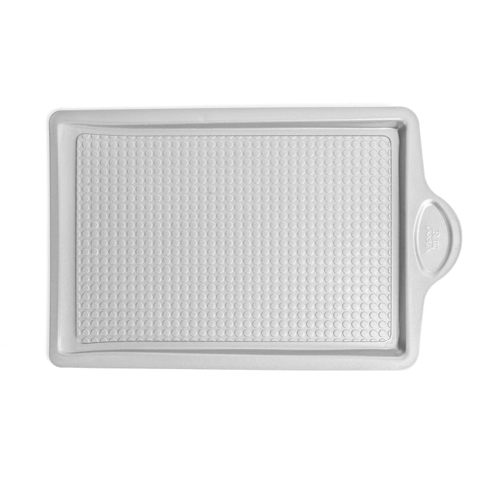 BETTY CROCKER Angled Baking Sheet