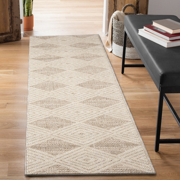 Liora Manne Dunes Modern Diamond Indoor Outdoor Area Rug Sand
