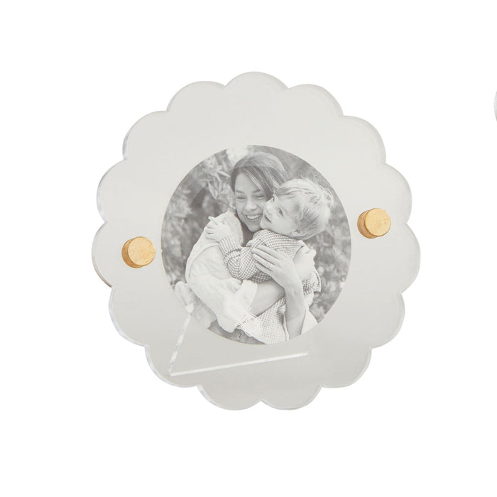 SCALLOPED ROUND ACRYLIC FRAME