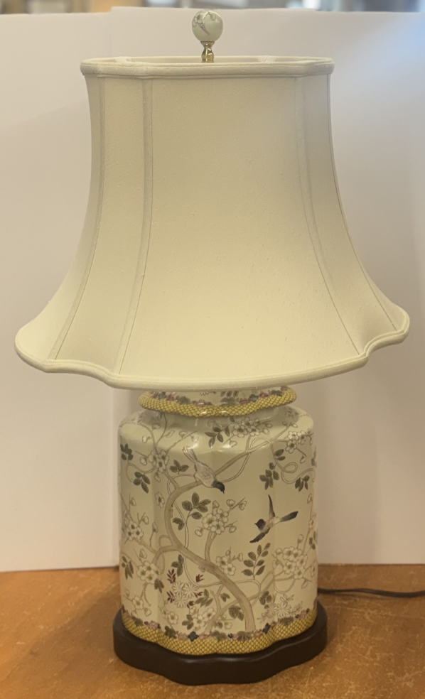 Scully&Scully Lamp