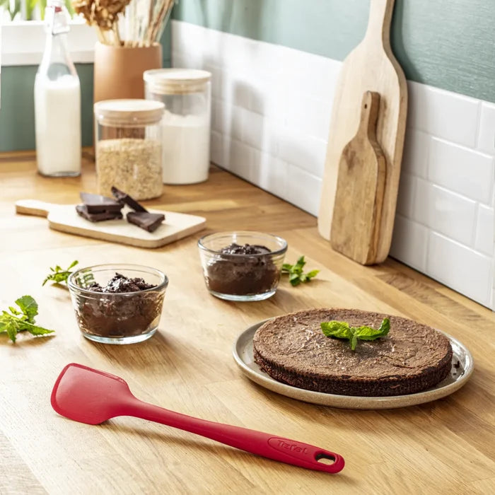 Tefal Ingenio Proflex Silicone Spatula K1192014 in use
