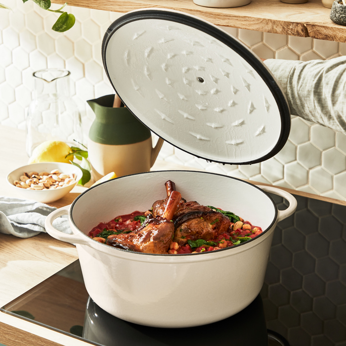 Tefal LOV Induction Cast Iron Beige Stewpot 29cm/7.4L + Lid
