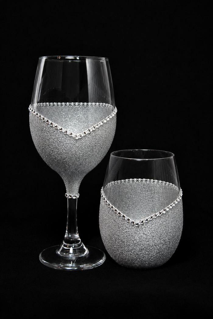 🐈⬛💋 Winey Bitches Co Black Cat Kisses Halloween Potion Glitter Wine Glass