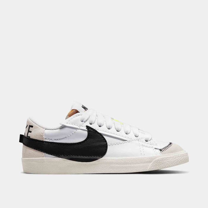 Side view of the Nike Women's Blazer Low '77 Jumbo.